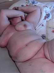 Plump Wives - Exclusive Amateur BBW pics